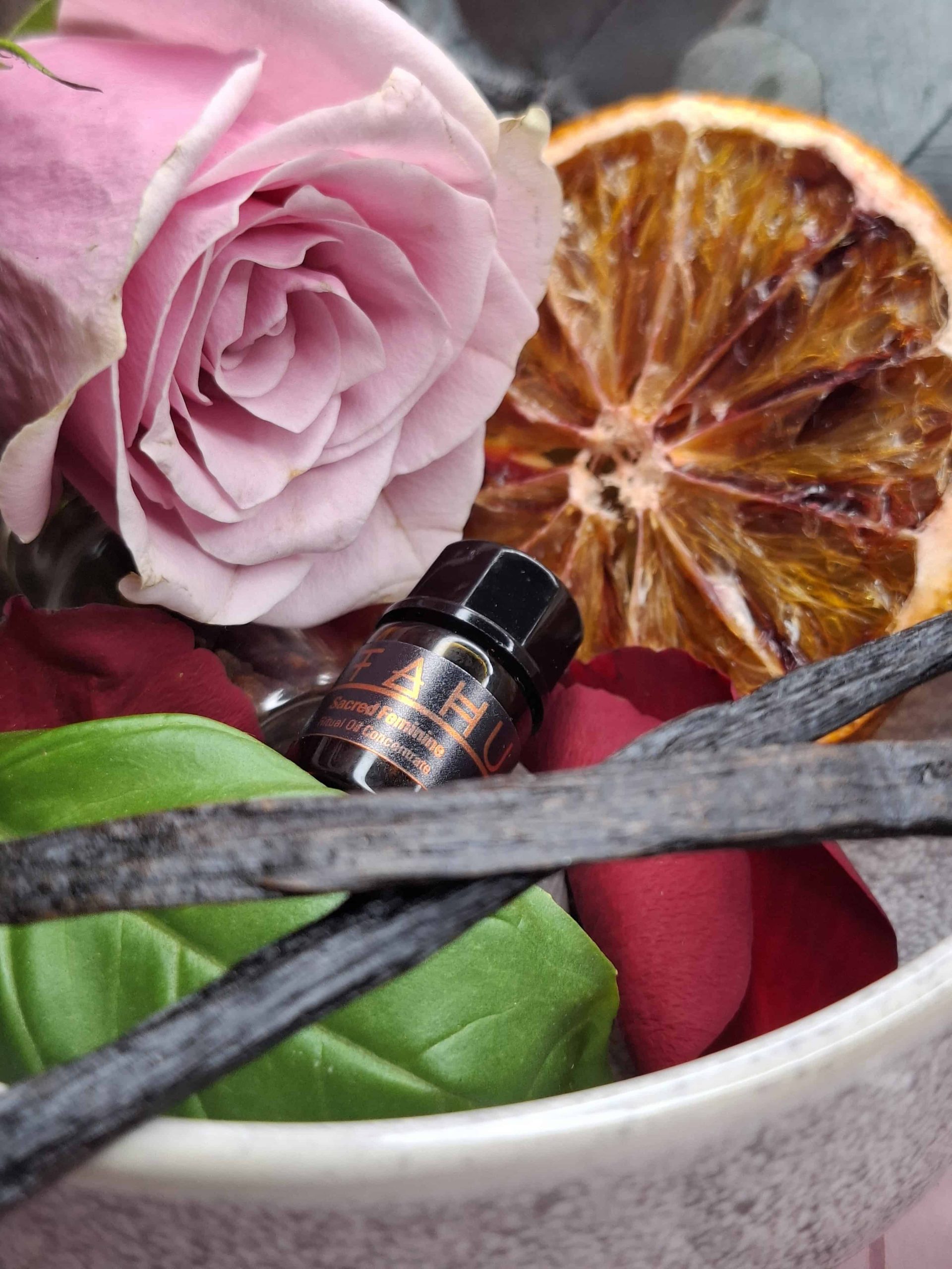 Sacred Feminine Ritual Oil Concentrate Mini
